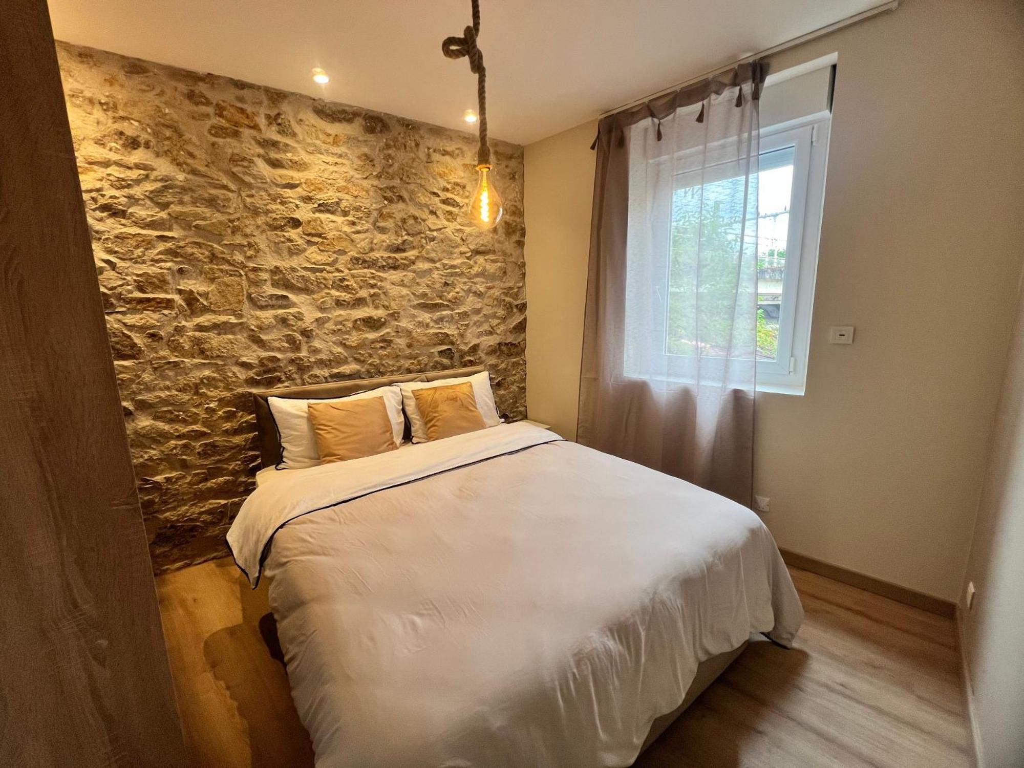 Les Pierres Dorees - Moderne & Confort La Roche-sur-Yon Luaran gambar
